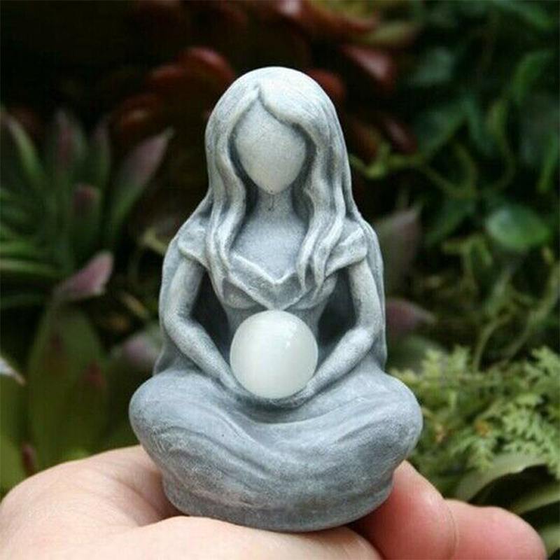Art Craft Room Ideas - Moon Goddess Statue Resin Craft Decor