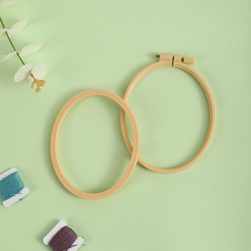 Imitation Bamboo Plastic Oval  - Embroidery Hoop Kit recension och pris