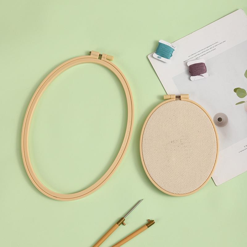 Imitation Bamboo Plastic Oval  - Embroidery Hoop Kit recension och pris