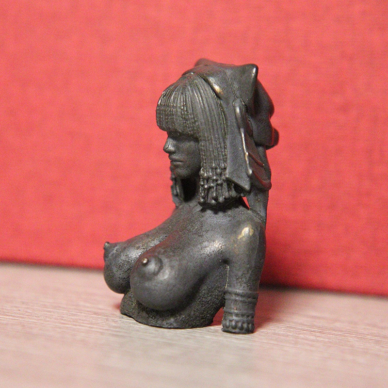 Naked Busty Beauty Girl Statue - Queen Art Craft recension och pris